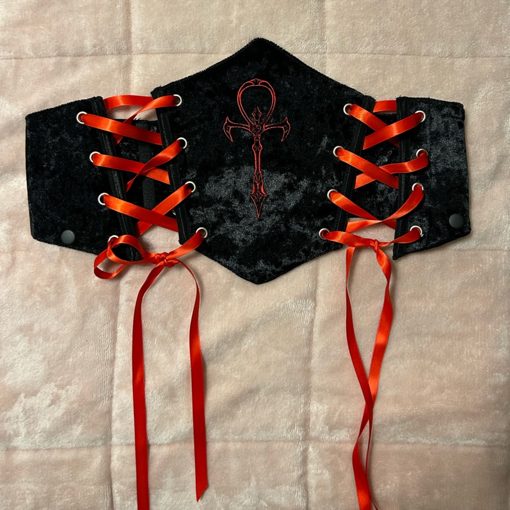 DollsKill / Widow: Gothic Fires Waist Cincher Set (Corset Only)